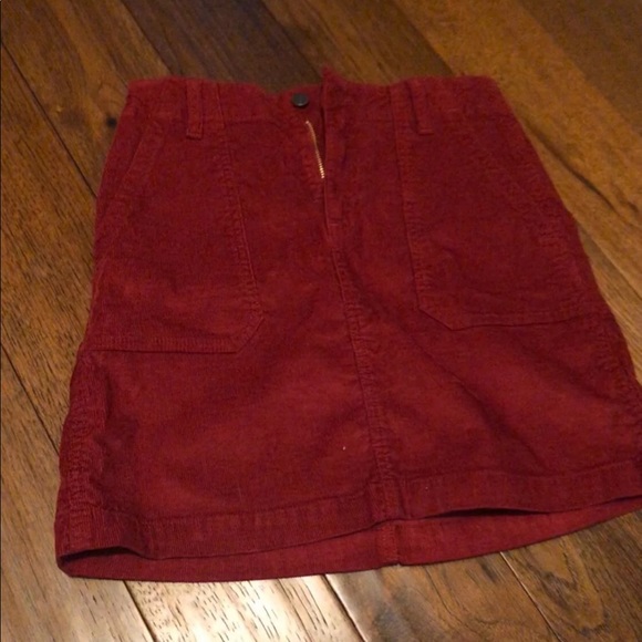 Old Navy red corduroy skirt - Picture 2 of 5